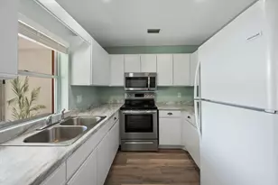 1494 Easthampton Cir, Wellington, FL 33414 - Photo 8