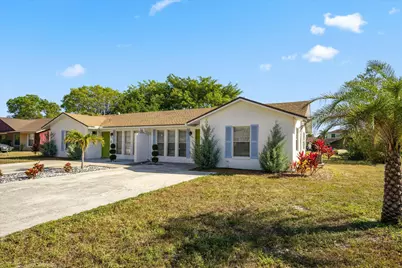 1494 Easthampton Circle, Wellington, FL 33414 - Photo 2