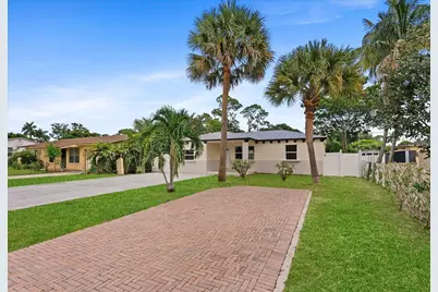 3856 Corrigan Court, Lake Worth Beach, FL 33461 - Photo 2
