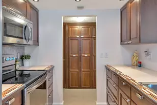 1009 N Ocean Blvd, Pompano Beach, FL 33062 - Photo 16