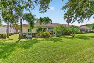 2323 Windjammer Way, West Palm Beach, FL 33411 - Photo 44
