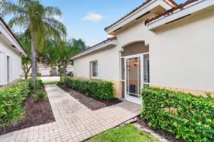 2323 Windjammer Way, West Palm Beach, FL 33411 - Photo 4