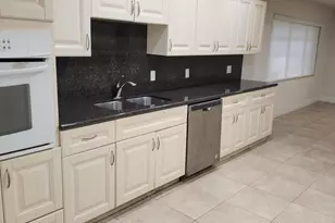 3560 NW 110th Ave, Coral Springs, FL 33065 - Photo 4
