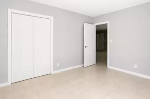181 NW 42nd St, Oakland Park, FL 33309 - Photo 12
