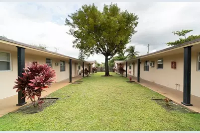 181 NW 42nd Street #2, Oakland Park, FL 33309 - Photo 2
