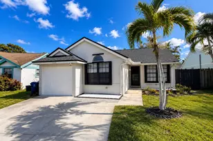 1228 Chippewa St, Jupiter, FL 33458 - Photo 2