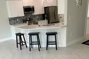5436 NW South Crisona Cir, Port Saint Lucie, FL 34986 - Photo 10