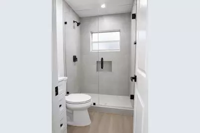2013 Longwood Road, West Palm Beach, FL 33409 - Photo 10