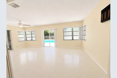330 NE Solida Drive, Port Saint Lucie, FL 34983 - Photo 10