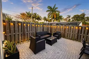 170 NW 158th St, Miami, FL 33169 - Photo 16