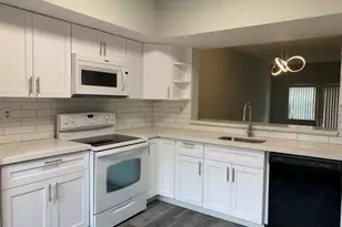 6606 Villa Sonrisa Dr, Boca Raton, FL 33433 - Photo 4