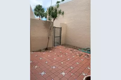 6606 Villa Sonrisa Drive #914, Boca Raton, FL 33433 - Photo 8