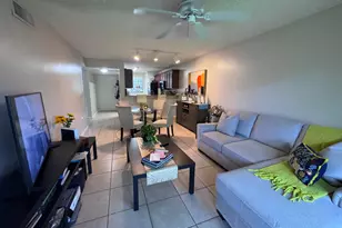 9957 Nob Hill Pl, Sunrise, FL 33351 - Photo 6
