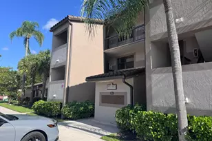 9957 Nob Hill Pl, Sunrise, FL 33351 - Photo 2