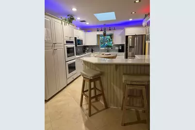 716 Middle River Drive, Fort Lauderdale, FL 33304 - Photo 10