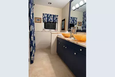 716 Middle River Drive, Fort Lauderdale, FL 33304 - Photo 12