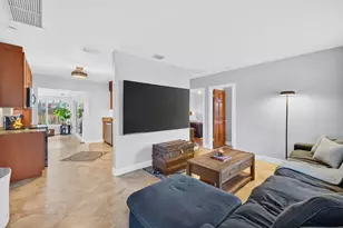 4670 NE 4th Ave, Oakland Park, FL 33334 - Photo 6