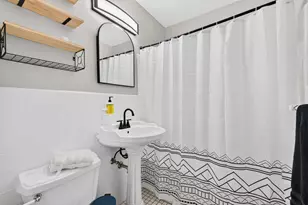 4670 NE 4th Ave, Oakland Park, FL 33334 - Photo 26