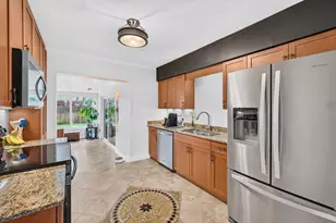 4670 NE 4th Ave, Oakland Park, FL 33334 - Photo 10