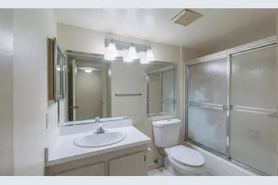 222 Pine Hov Circle #B-2, Greenacres, FL 33463 - Photo 6