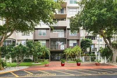 777 S Federal Highway #RP PH 15, Pompano Beach, FL 33062 - Photo 2