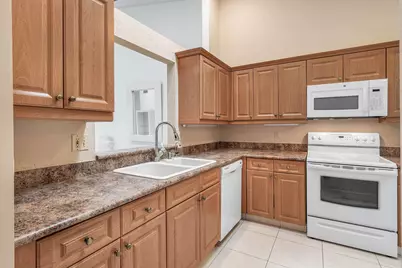 8271 Sun Lake Drive, Boca Raton, FL 33496 - Photo 8