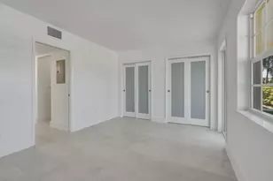 700 Pine Dr, Pompano Beach, FL 33060 - Photo 10