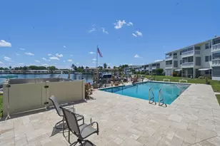 700 Pine Dr, Pompano Beach, FL 33060 - Photo 18