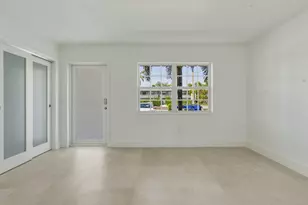 700 Pine Dr, Pompano Beach, FL 33060 - Photo 8