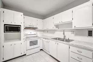 4250 Galt Ocean Dr, Fort Lauderdale, FL 33308 - Photo 18