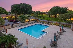 9286 Vista Del Lago, Boca Raton, FL 33428 - Photo 2