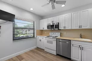 9286 Vista Del Lago, Boca Raton, FL 33428 - Photo 8