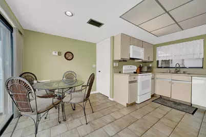 5569 Lakeview Mews Drive, Boynton Beach, FL 33437 - Photo 4