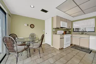 5569 Lakeview Mews Dr, Boynton Beach, FL 33437 - Photo 4