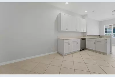 126 Lancaster Road, Boynton Beach, FL 33426 - Photo 8