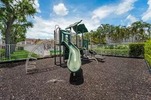 126 Lancaster Rd, Boynton Beach, FL 33426 - Photo 38