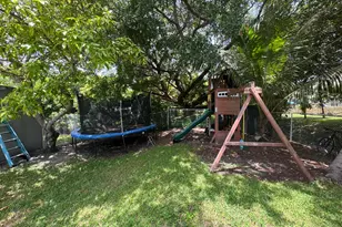 8651 NW 21st Ct, Coral Springs, FL 33071 - Photo 6