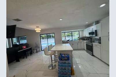 8651 NW 21st Court, Coral Springs, FL 33071 - Photo 10