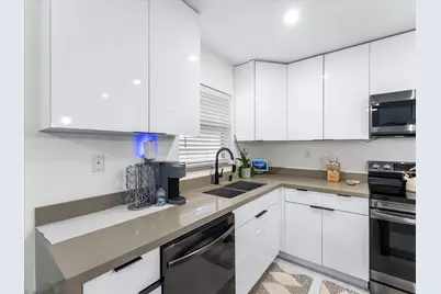 2848 NW 9th Place, Fort Lauderdale, FL 33311 - Photo 8