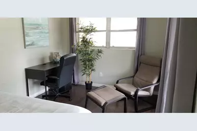 1000 NE 17th Court, Fort Lauderdale, FL 33305 - Photo 10
