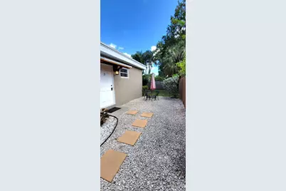 1000 NE 17th Court, Fort Lauderdale, FL 33305 - Photo 34