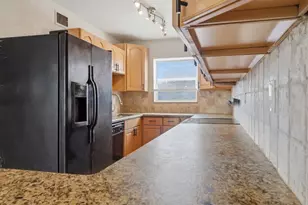 6191 SW 37th St, Davie, FL 33314 - Photo 6