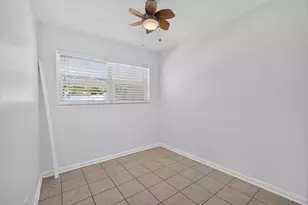 813 Date Palm Dr, Lake Park, FL 33403 - Photo 34