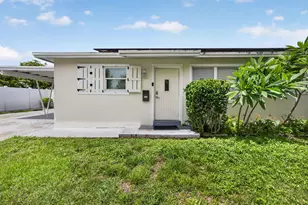 813 Date Palm Dr, Lake Park, FL 33403 - Photo 6