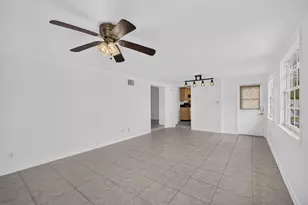 813 Date Palm Dr, Lake Park, FL 33403 - Photo 22