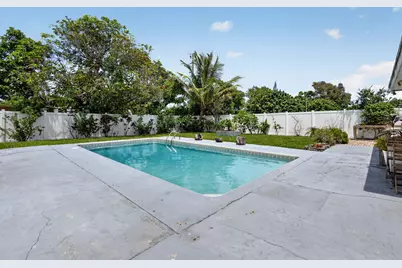 813 Date Palm Drive, Lake Park, FL 33403 - Photo 42