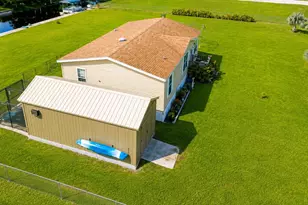 1059 Orange Loop, Okeechobee, FL 34974 - Photo 4