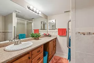 5718 Coral Lake Dr, Margate, FL 33063 - Photo 16