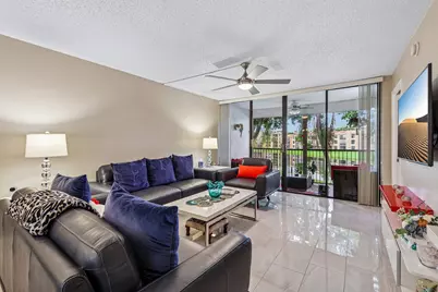5718 Coral Lake Drive #206, Margate, FL 33063 - Photo 4