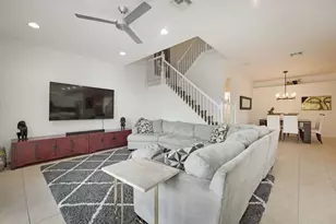 9061 Dupont Pl, Wellington, FL 33414 - Photo 12